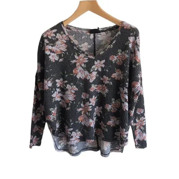 Urban Outfitters Out From Under Oversized Floral Thermal Shirt - Picture 2 of 4